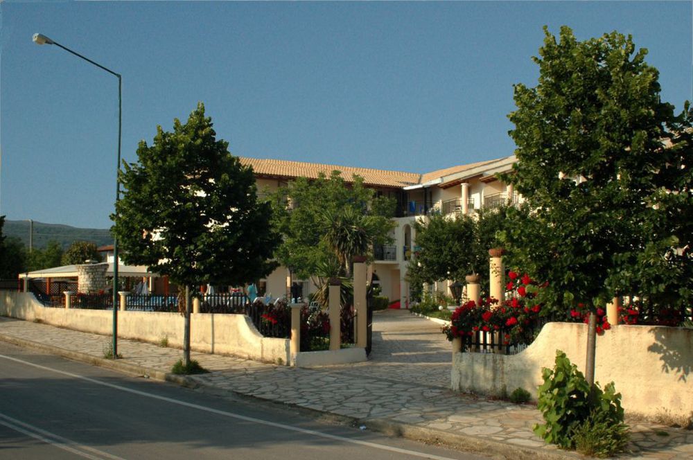 Silver And Annexe (adults Only)